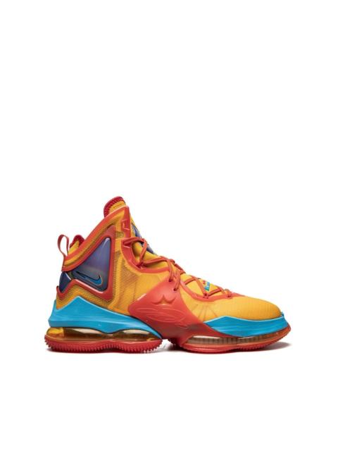 Nike LeBron Xix "Space Jam - Tune Squad" sneakers
