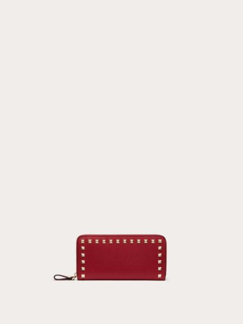 Valentino ROCKSTUD GRAINY CALFSKIN ZIPPERED WALLET