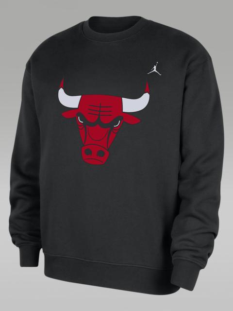 Jordan Chicago Bulls Statement Essentials Men's Jordan NBA Fleece Crew-Neck Sweatshirt