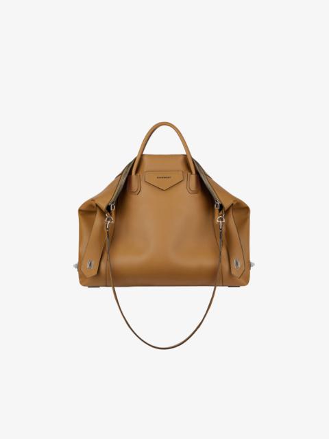 Givenchy LARGE ANTIGONA SOFT BAG IN SMOOTH LEATHER