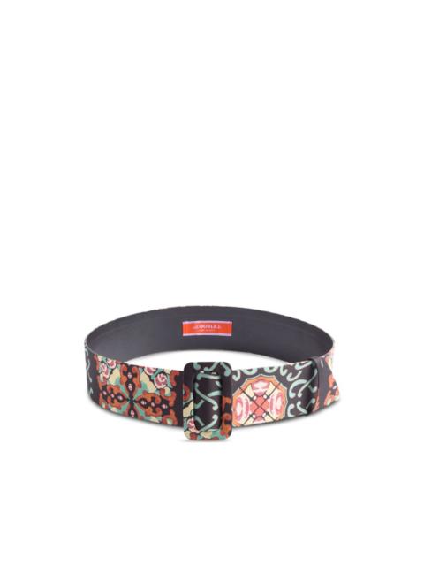 La DoubleJ patterned belt