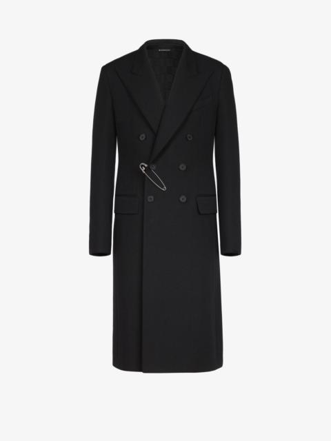 Givenchy Double braisted coat in wool with G pin