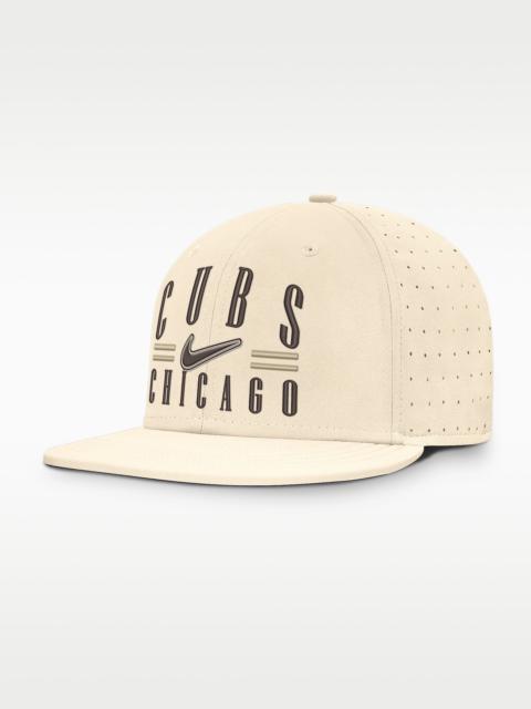 Nike Chicago Cubs True Men's Nike AeroBill MLB Fitted Hat