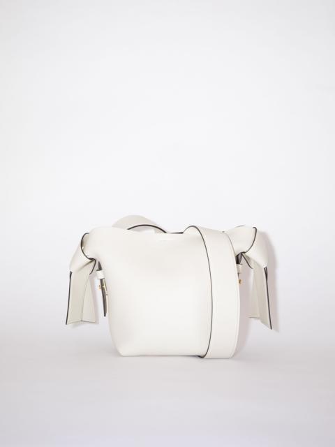 Acne Studios Musubi mini shoulder bag - White/black