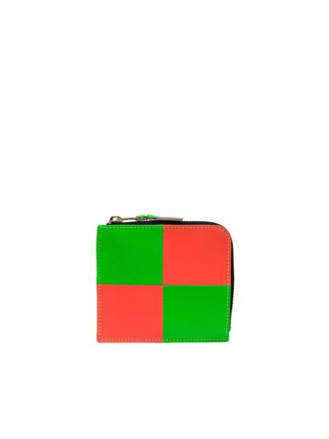 chequer zipped wallet