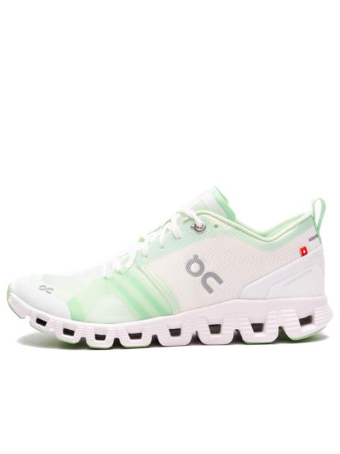 On (WMNS) 실행중인 클라우드 X Shift 'White Matcha' 38.98938