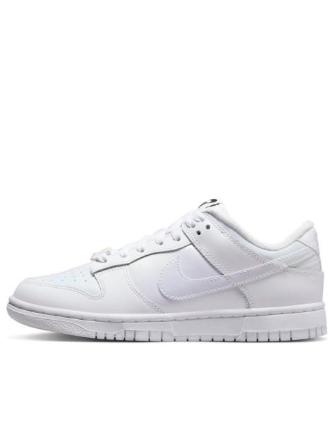 Nike (WMNS) Nike Dunk Low 'Just Do It - White Iridescent' FD8683-100
