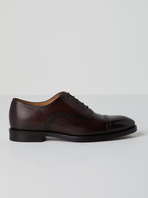 Elegant calfskin Oxford brogues