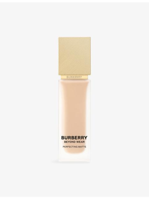 Burberry Beyond Wear Perfecting Matte foundation 30ml