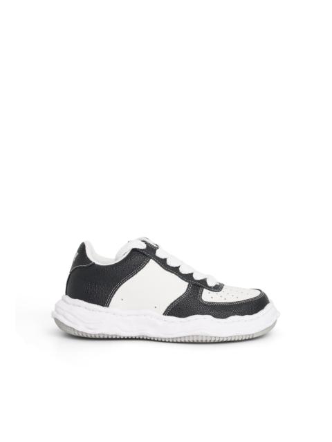 Maison MIHARAYASUHIRO Wayne OG Basket Low Top Sneaker in Black/White