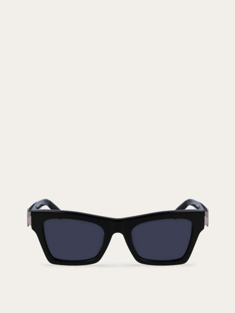 FERRAGAMO Sunglasses