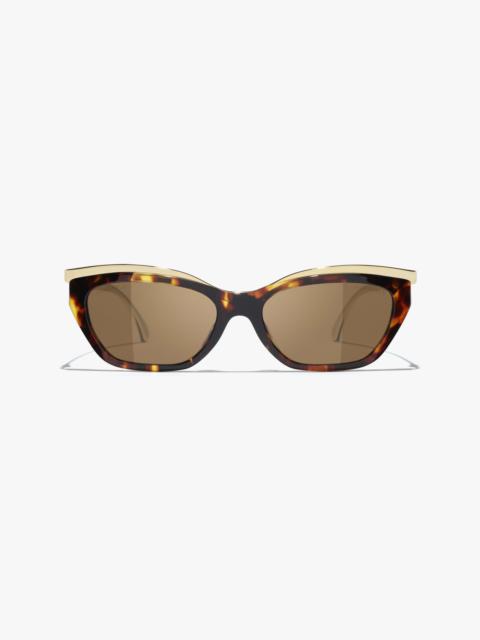 CHANEL Cat-Eye Sunglasses