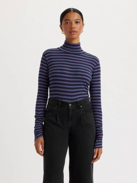 RUCHED TURTLENECK TOP