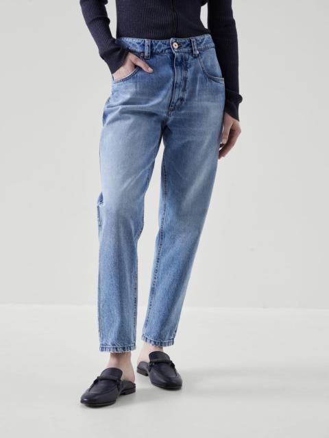 Authentic denim straight trousers with shiny bartack