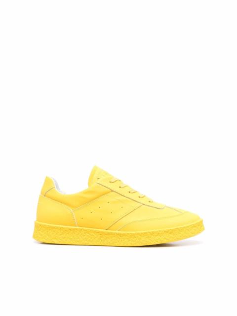 【関税込み】MM6 Maison Margiela イエロー Court スニーカー Yellow Court Sneakers by MM6 Maison Margiela on Sale
