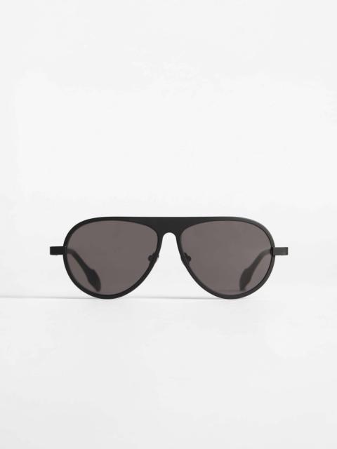 JW Anderson JWA05 AVIATOR SUNGLASSES IN BLACK