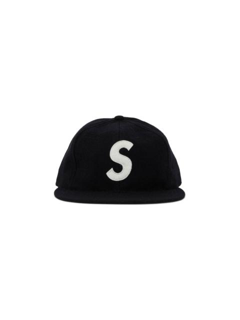 新品 Supreme ebbets s logo 6-panel black Supreme Velvet S Logo 6-Panel Black - FW20 - US
