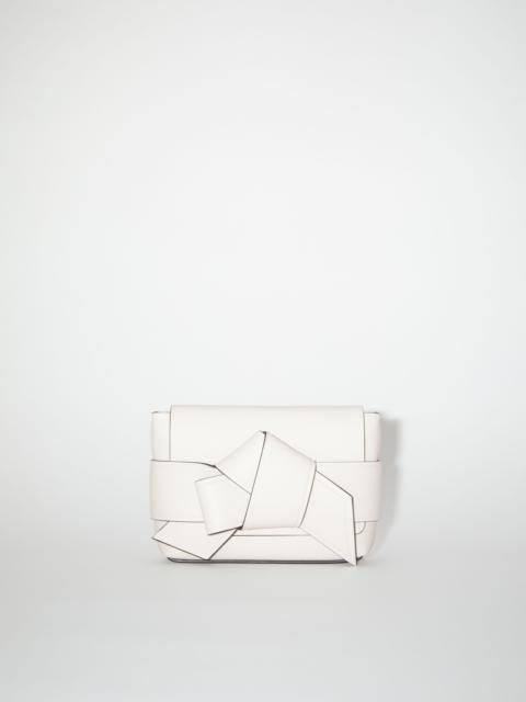 Acne Studios Musubi mini crossbody bag - White/black