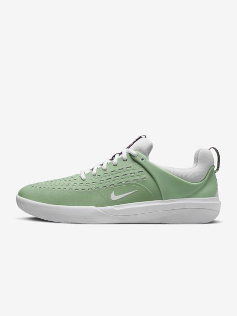 Nike Men's Nike SB Nyjah 3 Skate Shoes