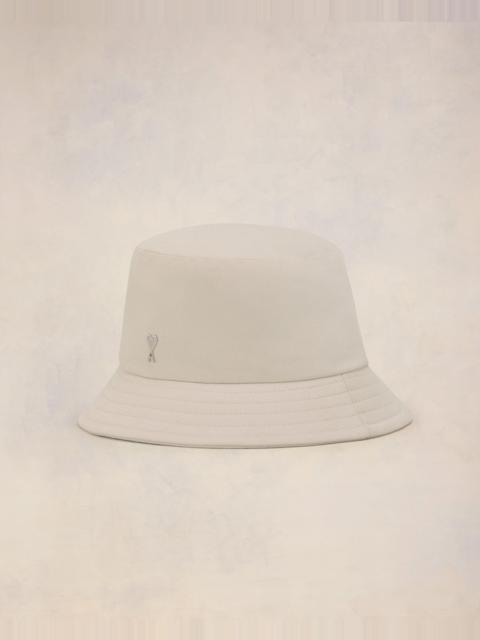 AMI DE COEUR STUD BUCKET HAT