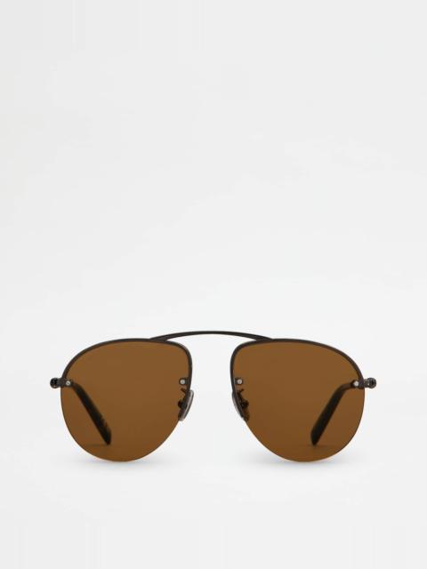Tod's PILOT SUNGLASSES WITH TEMPLE IN LEATHER - GREY