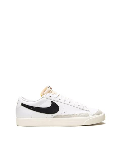 Blazer Low '77 Vintage "White/Black" sneakers