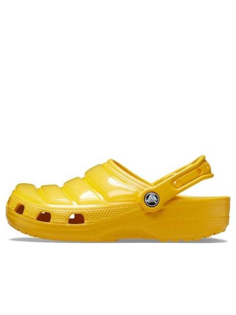 crocs Crocs Classic Clog Sandals Yellow 206624-700