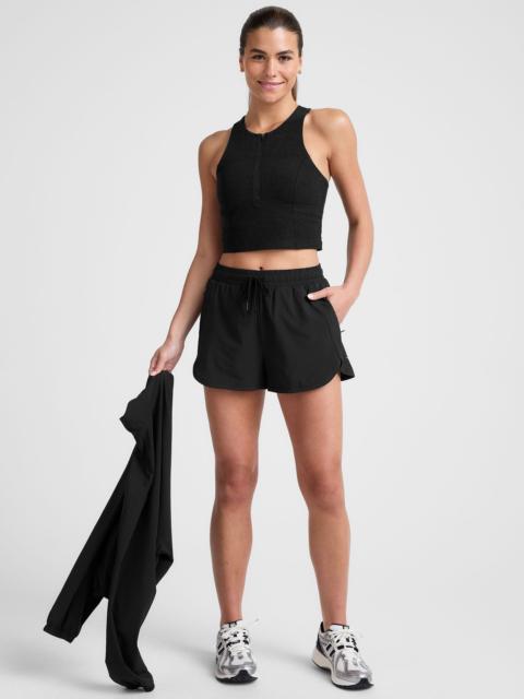 BEYOND YOGA Stretch Woven The Course 2.5" Short