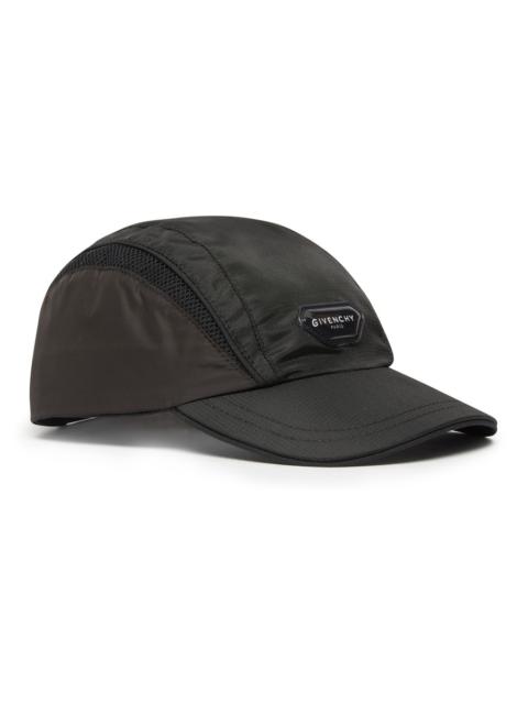 Tech curved cap
