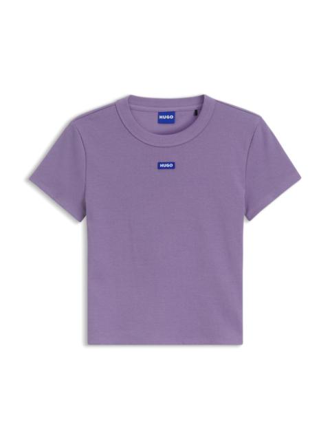 HUGO LOGO-BADGE SLIM-FIT T-SHIRT IN STRETCH COTTON