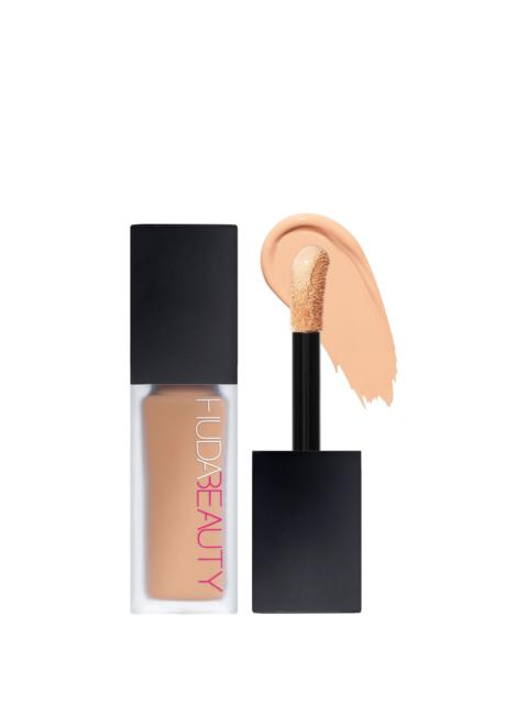Huda Beauty Huda Beauty #Fauxfilter Luminous Matte Liquid Concealer - 3.1 Vanilla Swirl