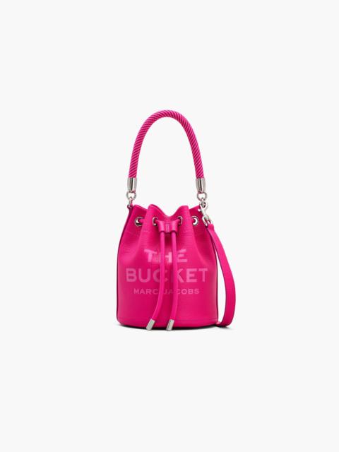 THE LEATHER BUCKET BAG