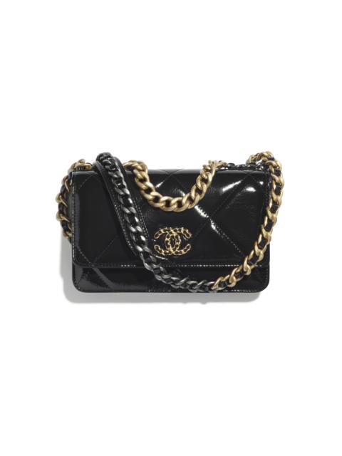 CHANEL CHANEL 19 Wallet on Chain