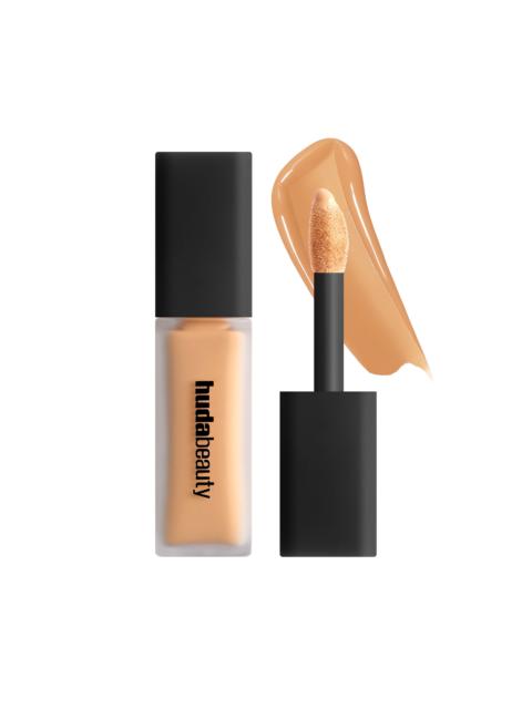 Huda Beauty #FauxFilter Luminous Matte Buildable Coverage Crease Proof Concealer