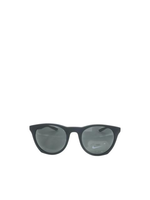 Nike Essential Horizon sunglasses