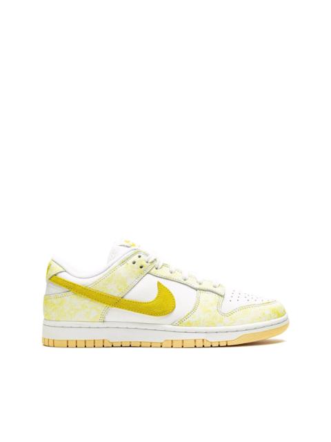 Dunk Low "Yellow Strike" sneakers