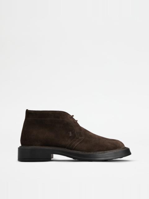 Tod's DESERT BOOTS IN SUEDE - BROWN