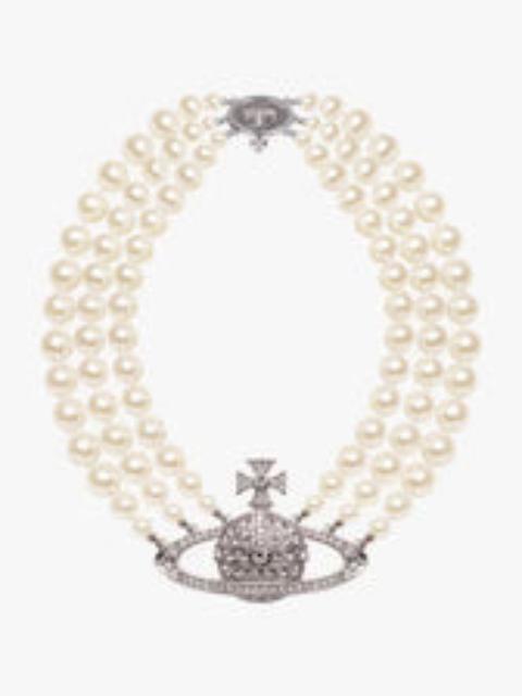 Vivienne Westwood THREE ROW PEARL BAS RELIEF CHOKER | WHITE/SILVER