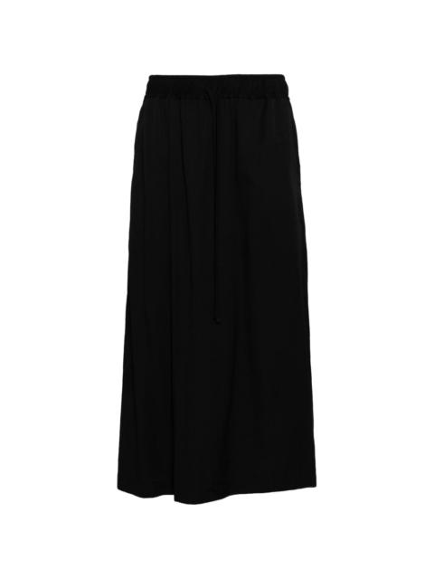 loose fit pleated trousers