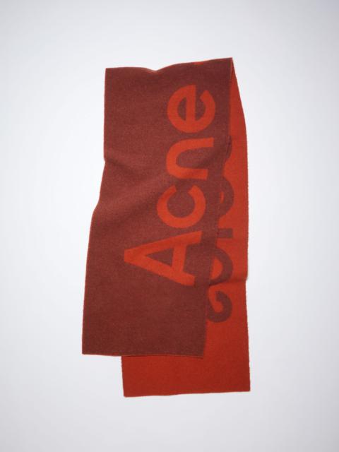 Logo jacquard scarf - Narrow - Rust brown/rust orange