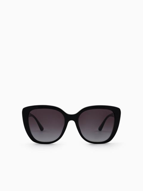 Women’s butterfly-shaped sunglasses