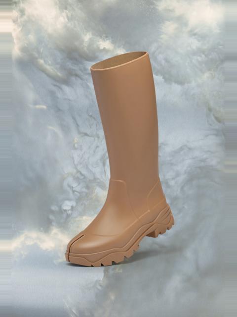 Tabi rubber boots