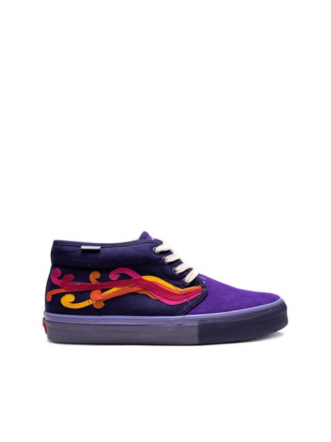 Vans 추카 LX 스니커즈