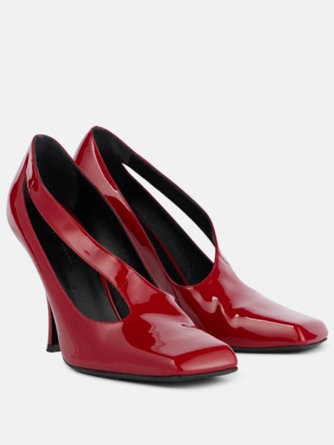 KHAITE Eva cutout patent leather pumps