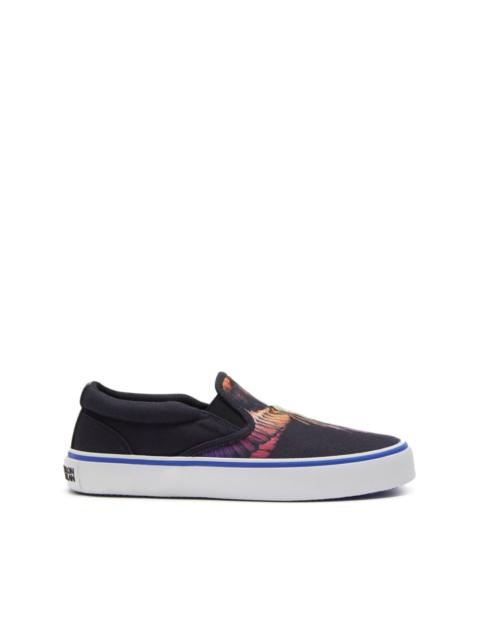 Wings-motif slip-on sneakers