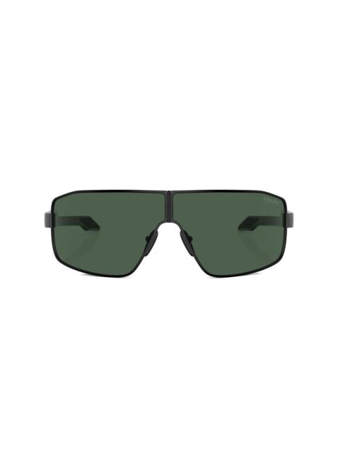 oversize-frame sunglasses