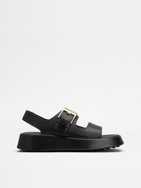 Tod's SANDALS IN LEATHER - BLACK