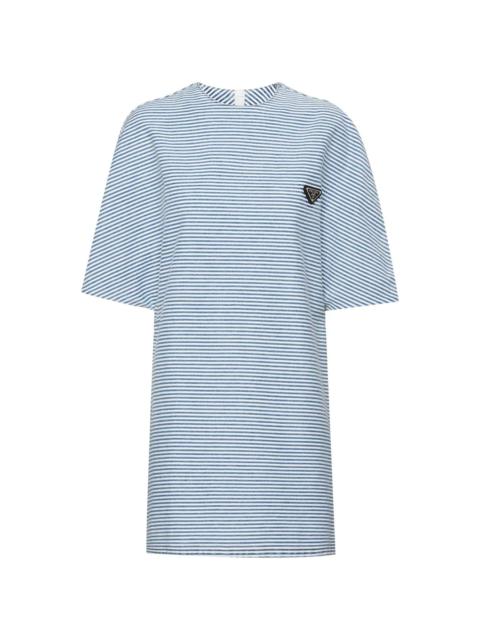 Prada 스트립 쇼