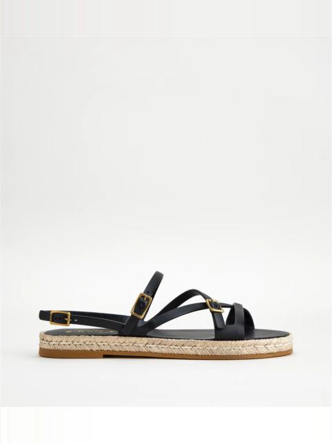 Tod's SANDALS IN LEATHER - BLACK