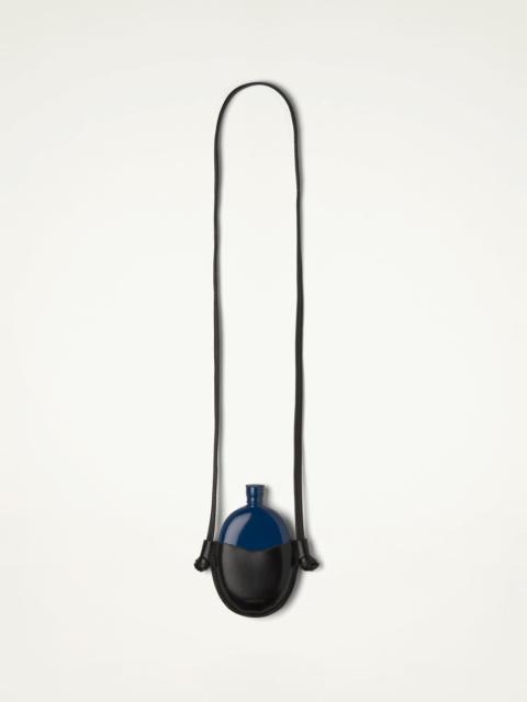 Lemaire FLASK NECKLACE
VEGETAL TANNED LEATHER